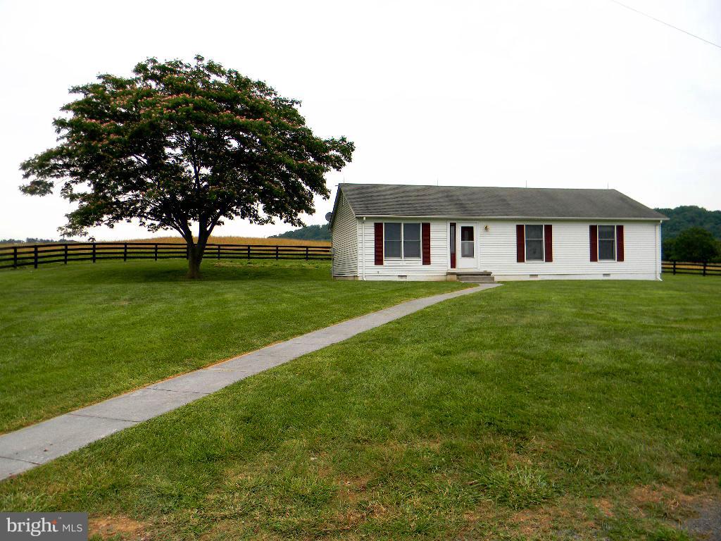 HUNTLEY - Residential Lease