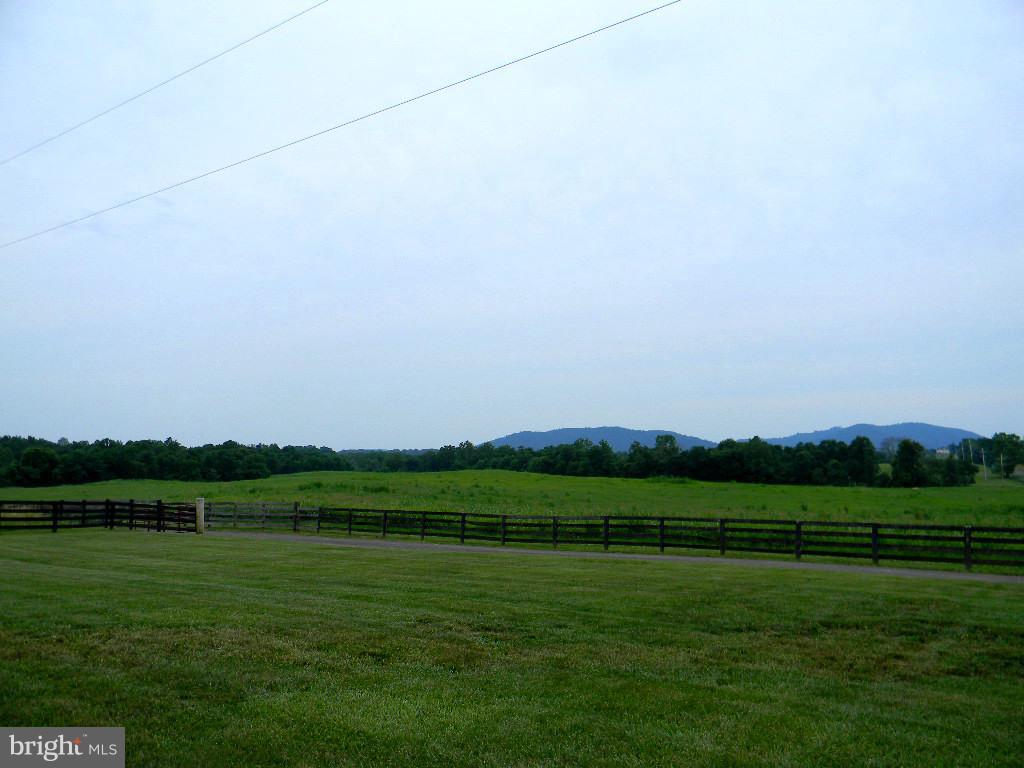 HUNTLEY - Residential Lease