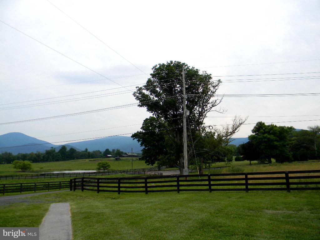 HUNTLEY - Residential Lease