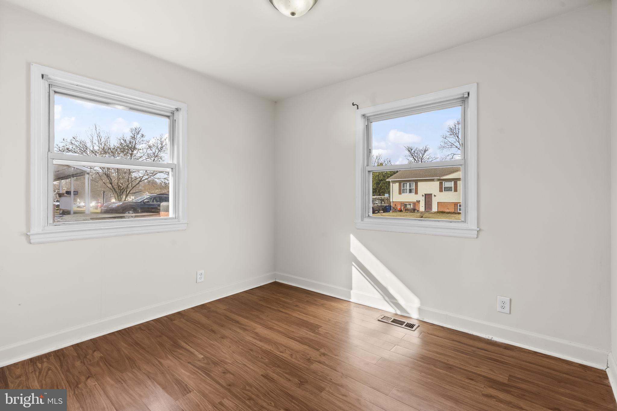 STERLING - Residential