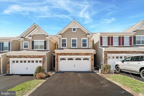 3518 MUIRWOOD DRIVE NEWTOWN SQUARE PA 19073