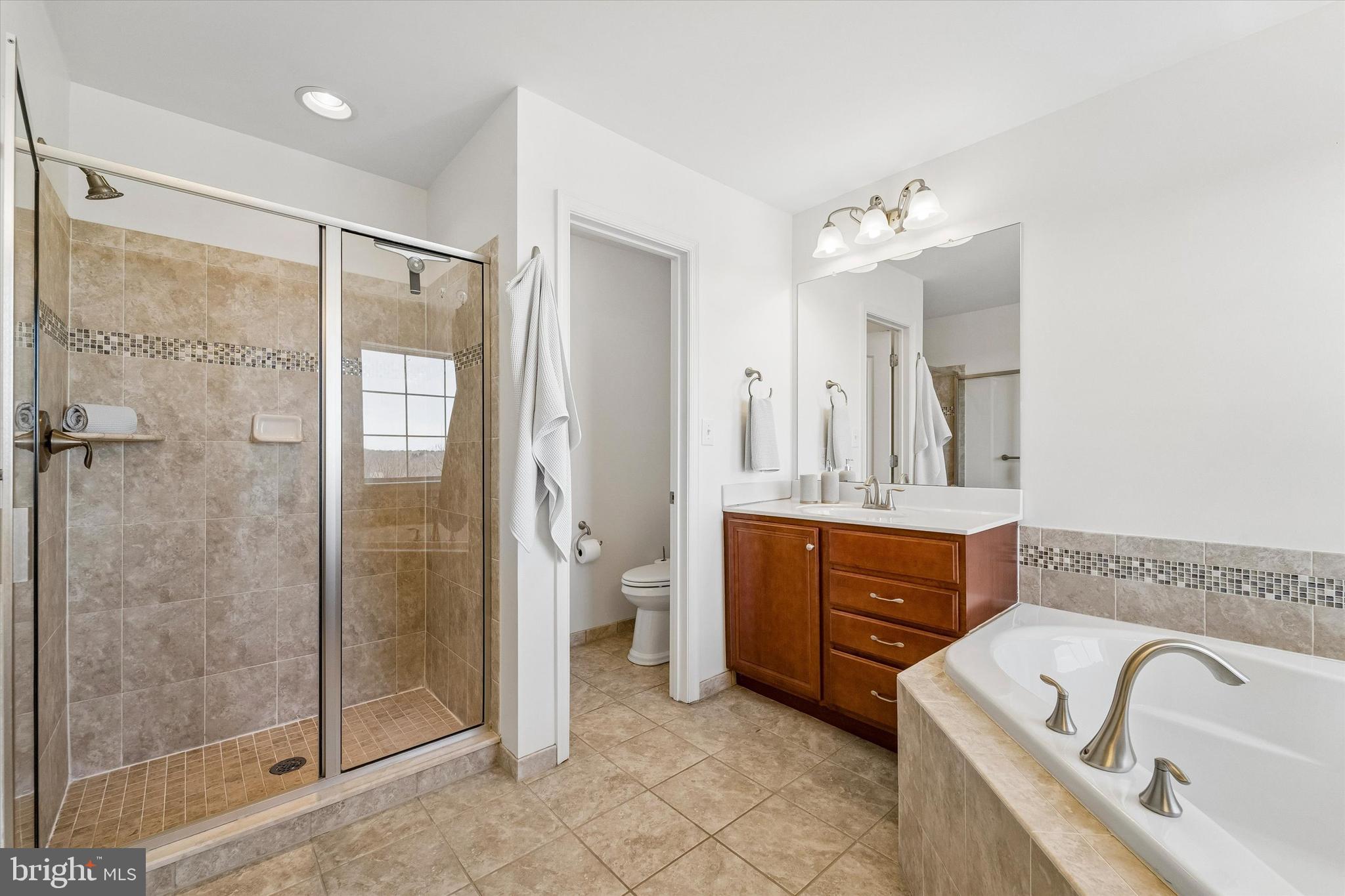 GRANDE AT MUIRWOOD H - Residential