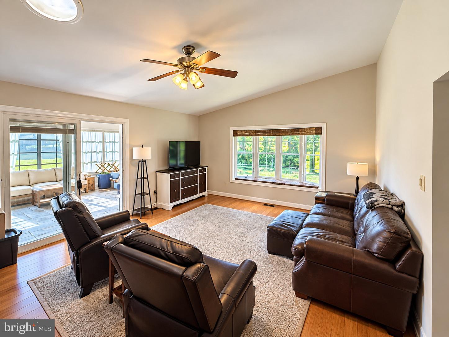 8547 WINDHAVEN LANE