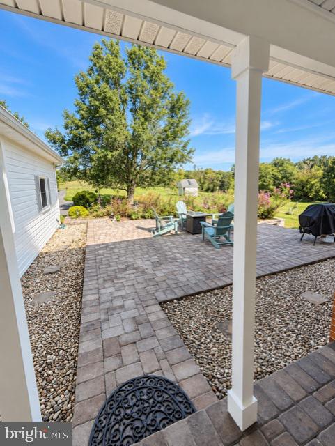 8547 WINDHAVEN LANE