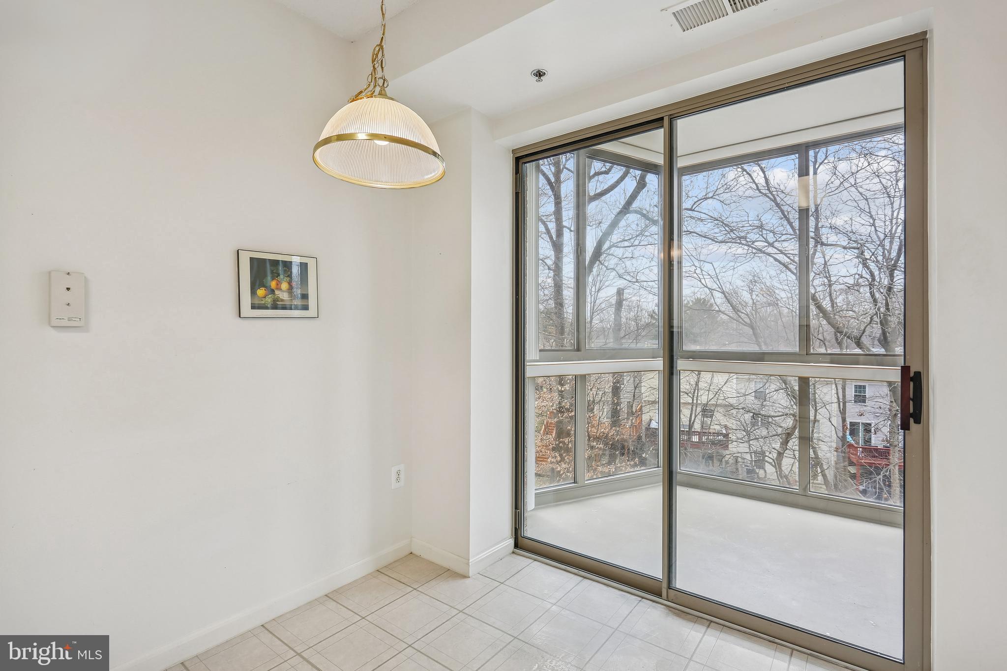 LEISURE WORLD - Residential