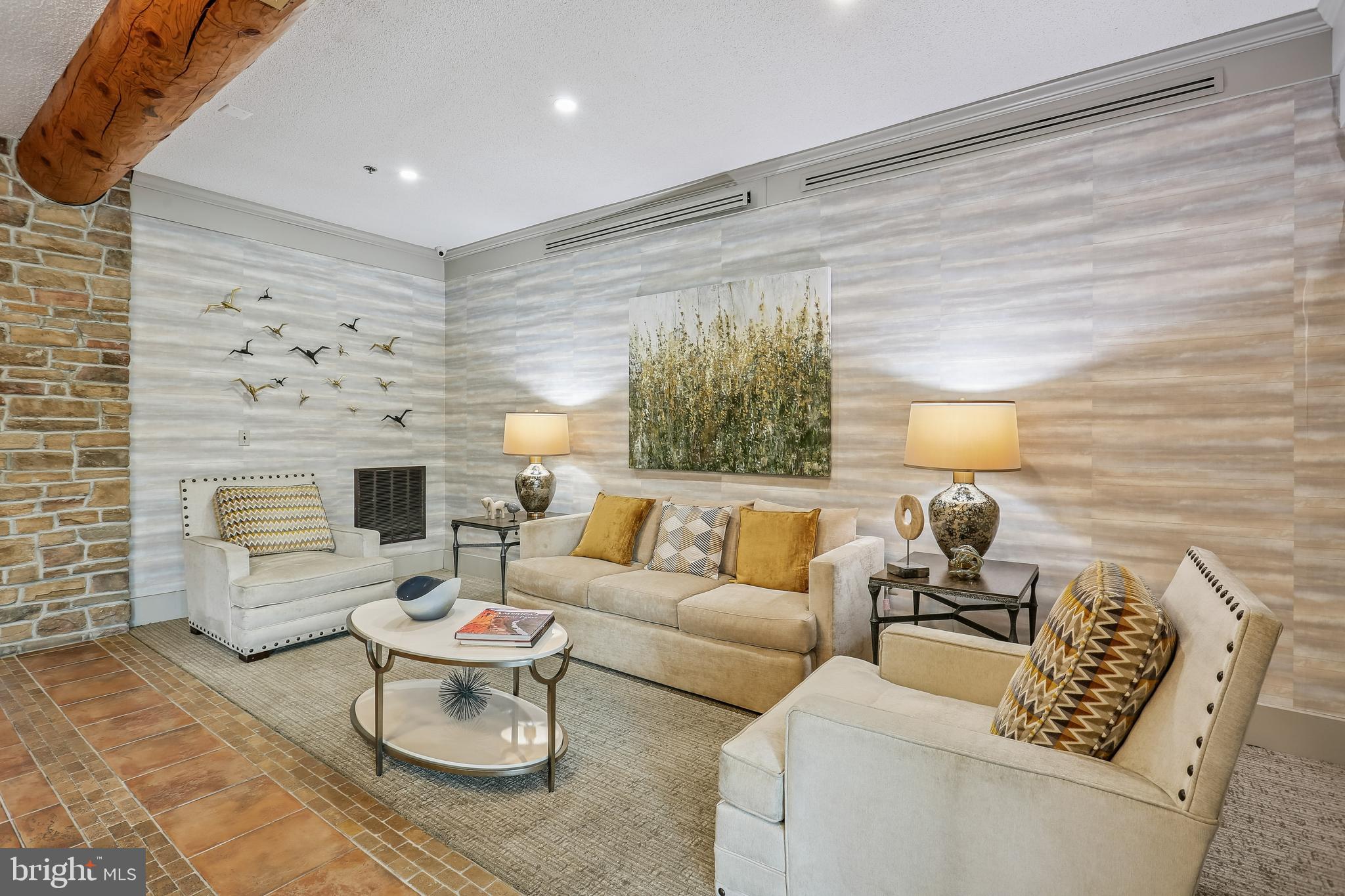 LEISURE WORLD - Residential