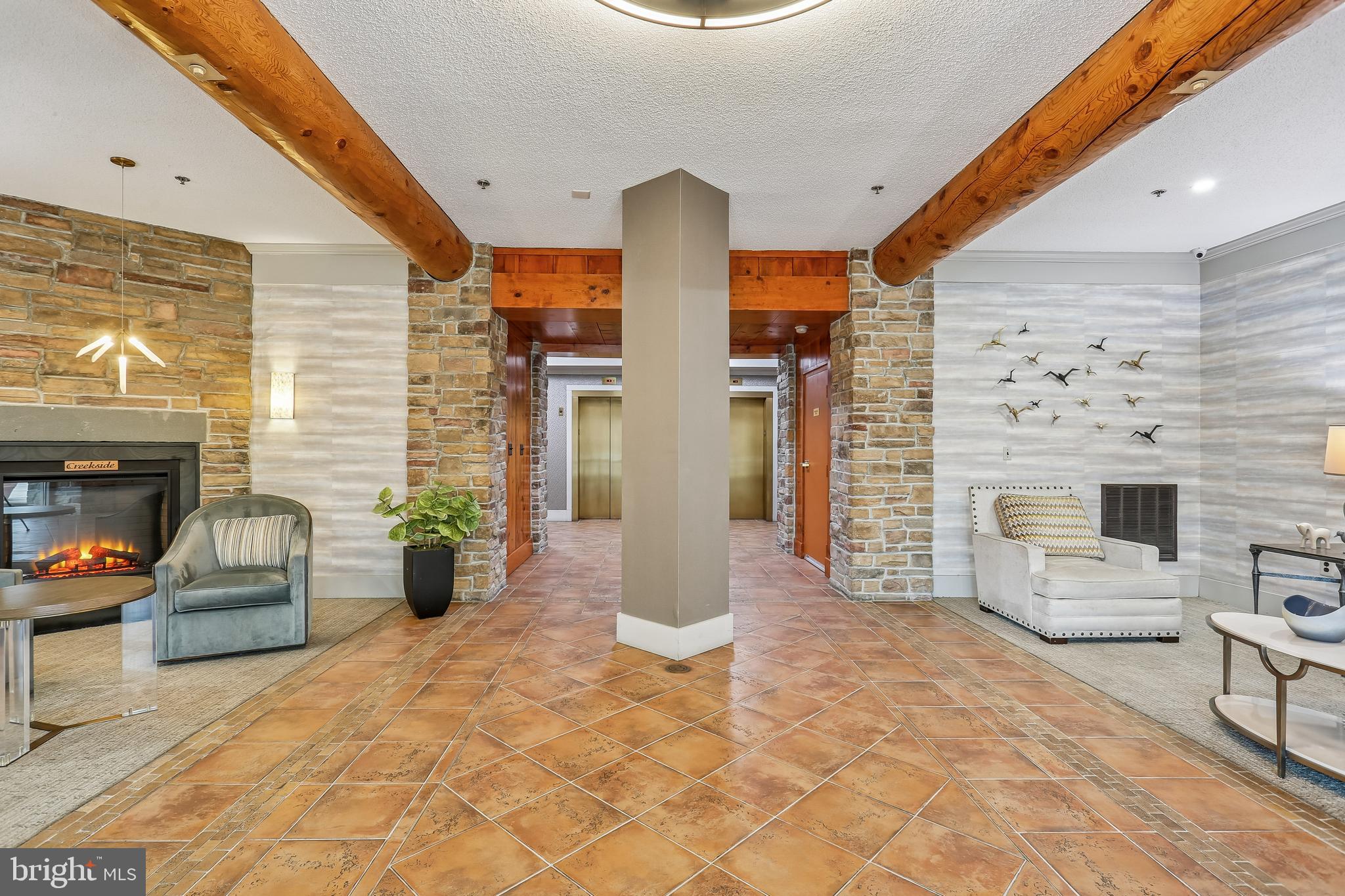 LEISURE WORLD - Residential