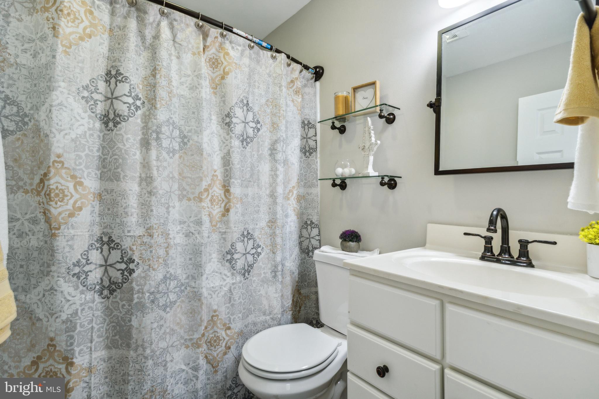 ORANGE HUNT ESTATES WEST - Residential