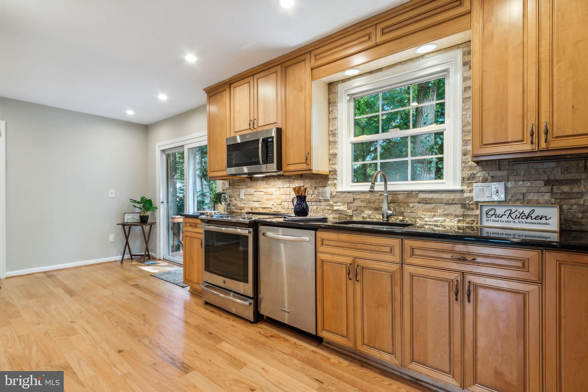 ORANGE HUNT ESTATES WEST - Residential