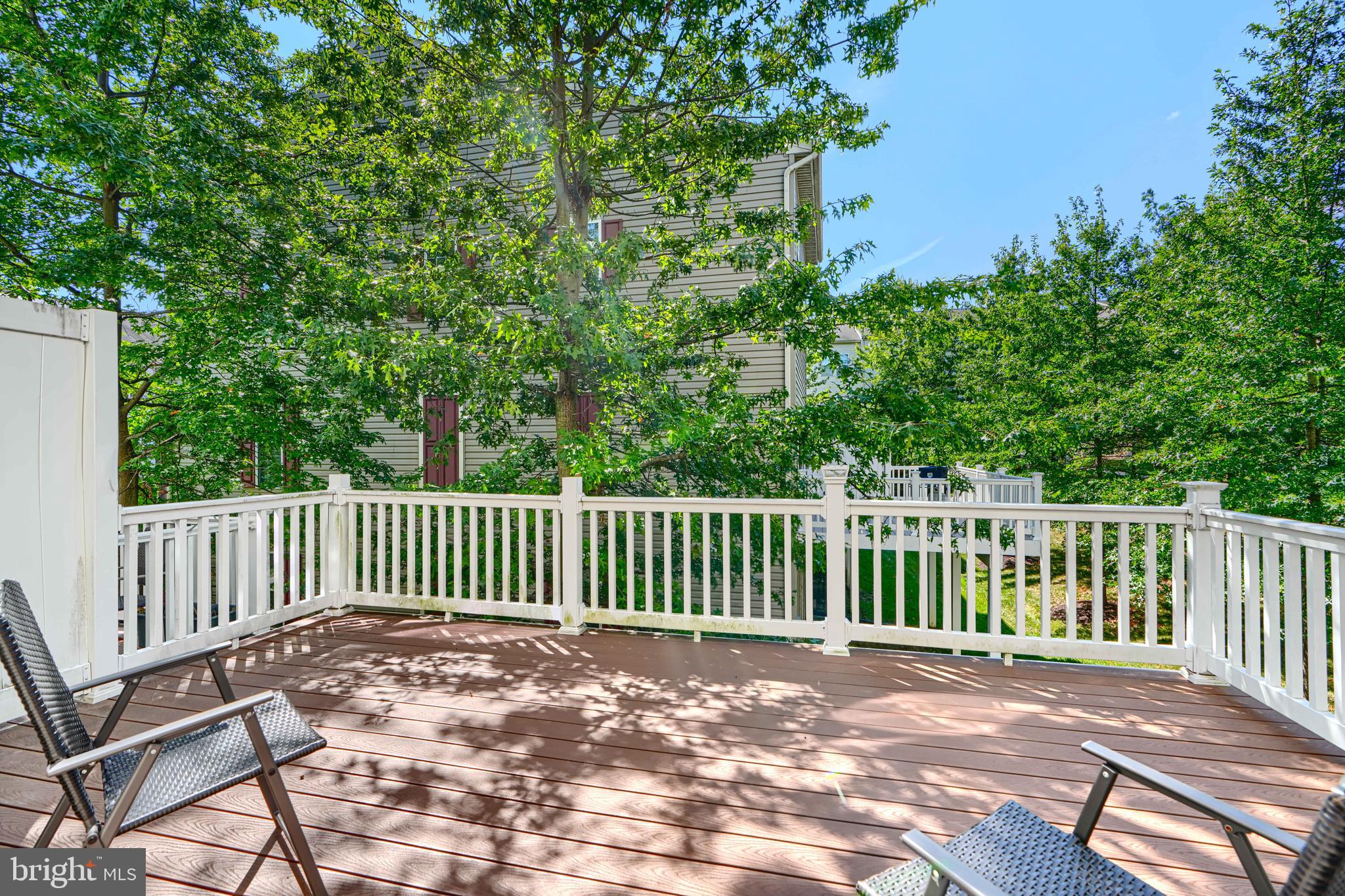 HOWARD SQUARE - Residential Lease