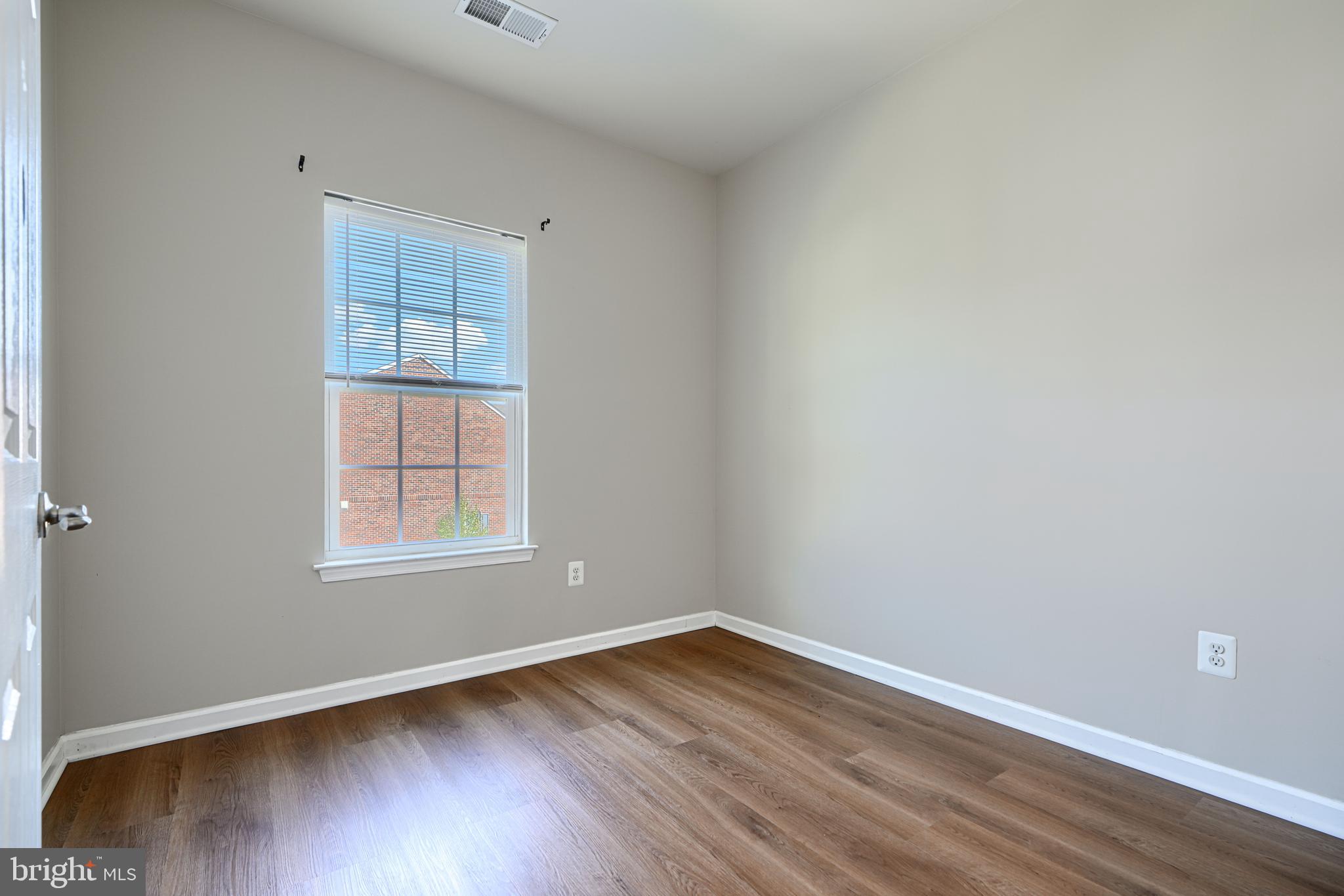 HOWARD SQUARE - Residential Lease