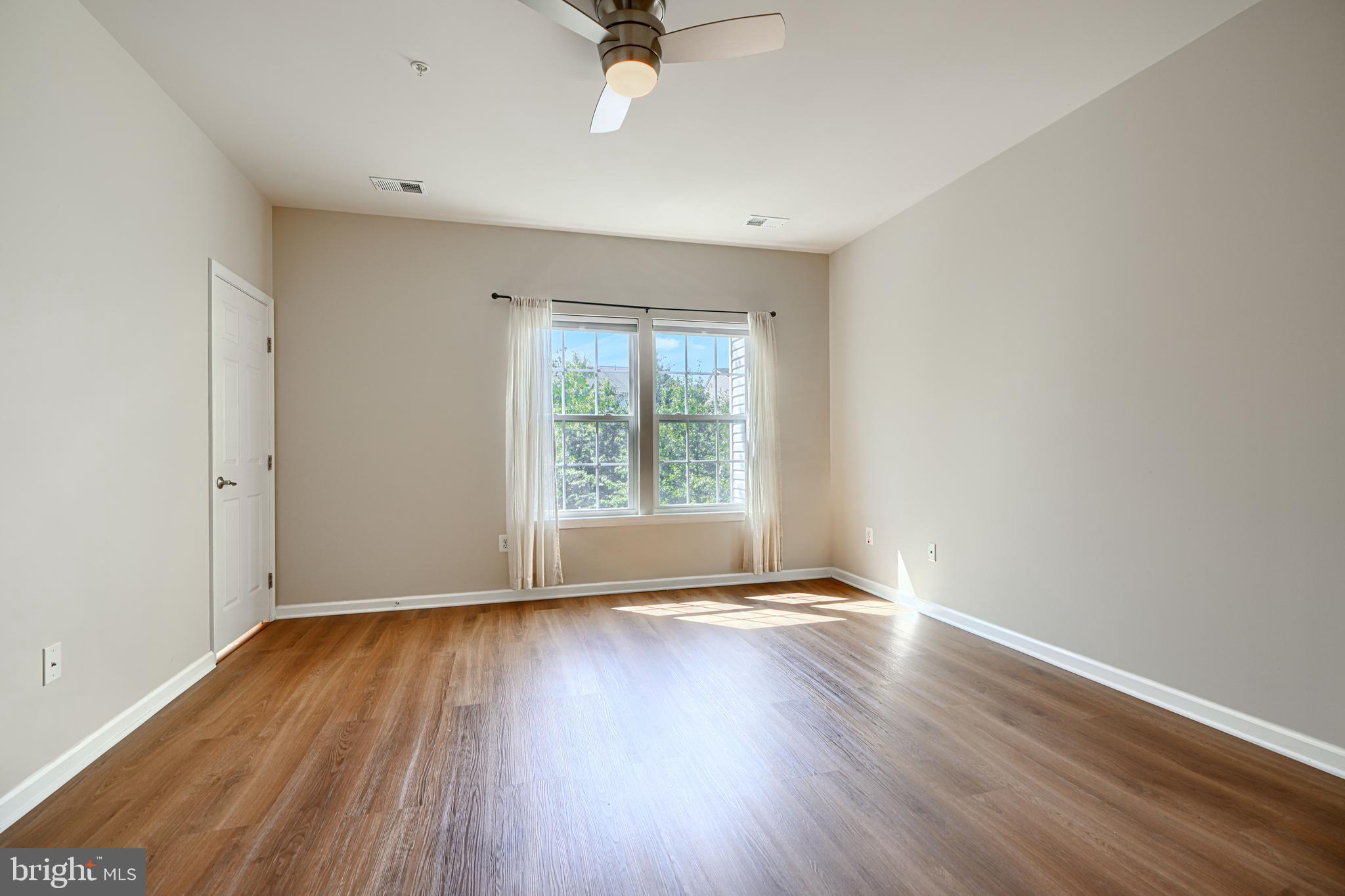 HOWARD SQUARE - Residential Lease