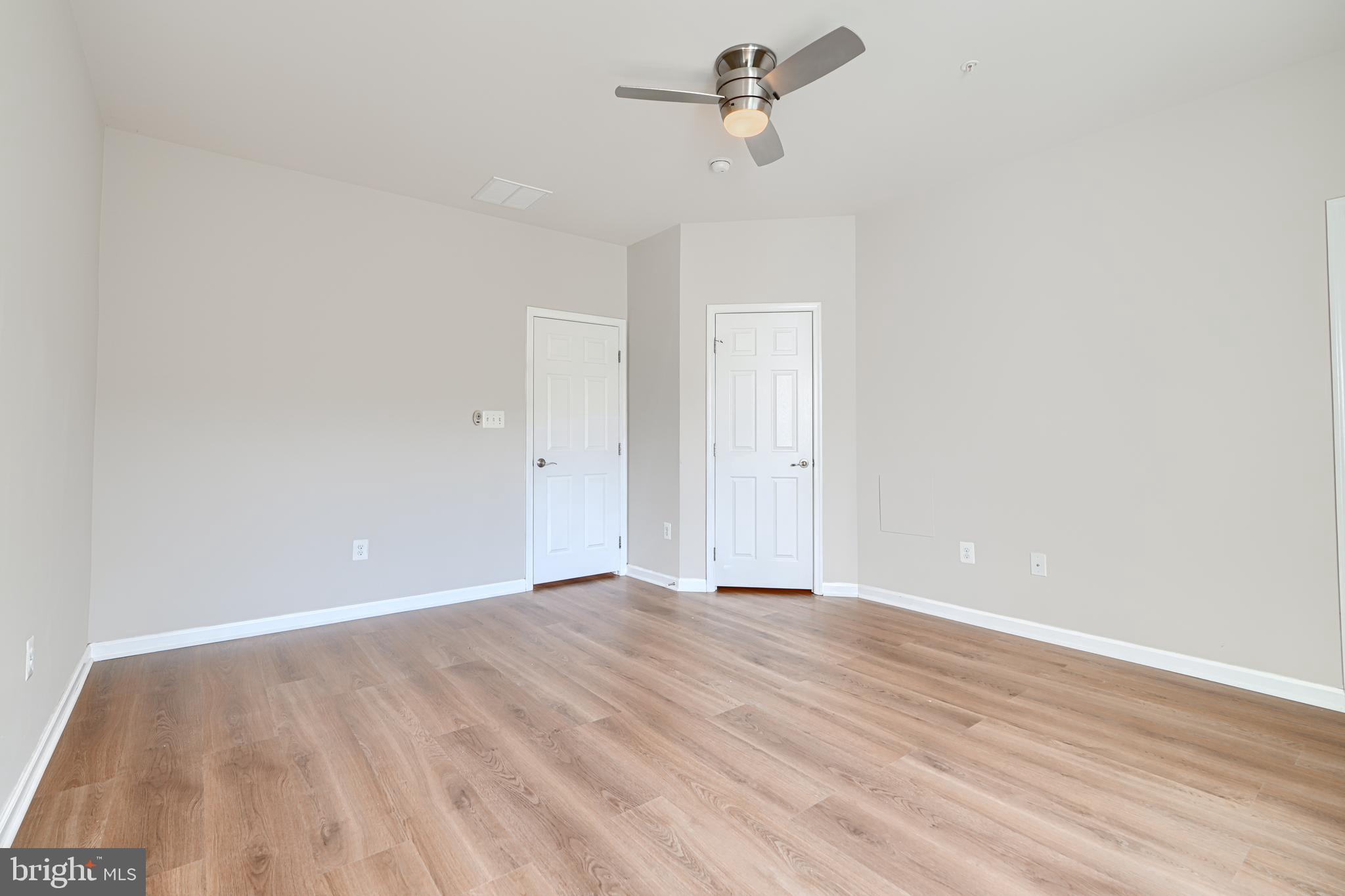 HOWARD SQUARE - Residential Lease