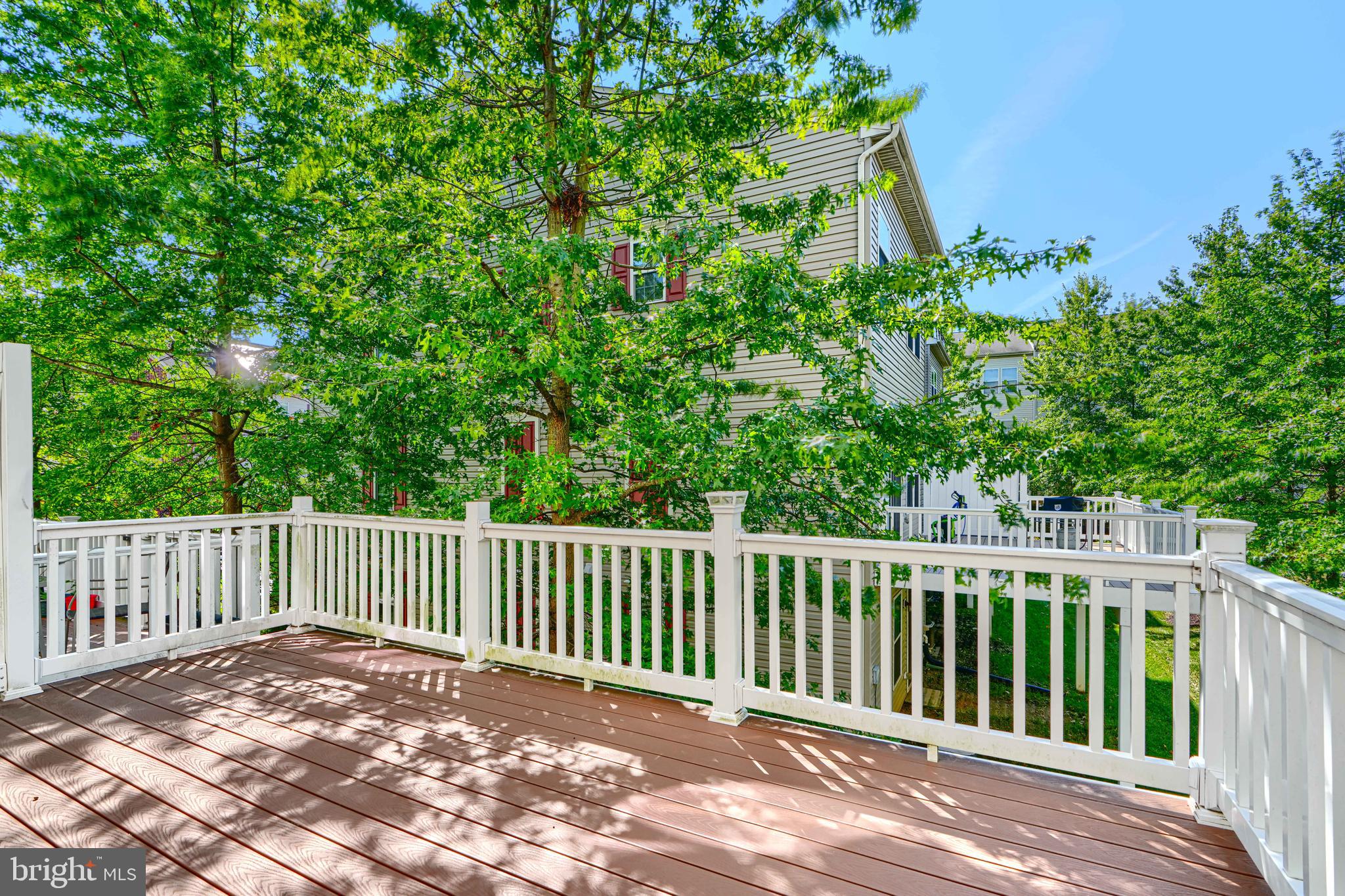 HOWARD SQUARE - Residential Lease