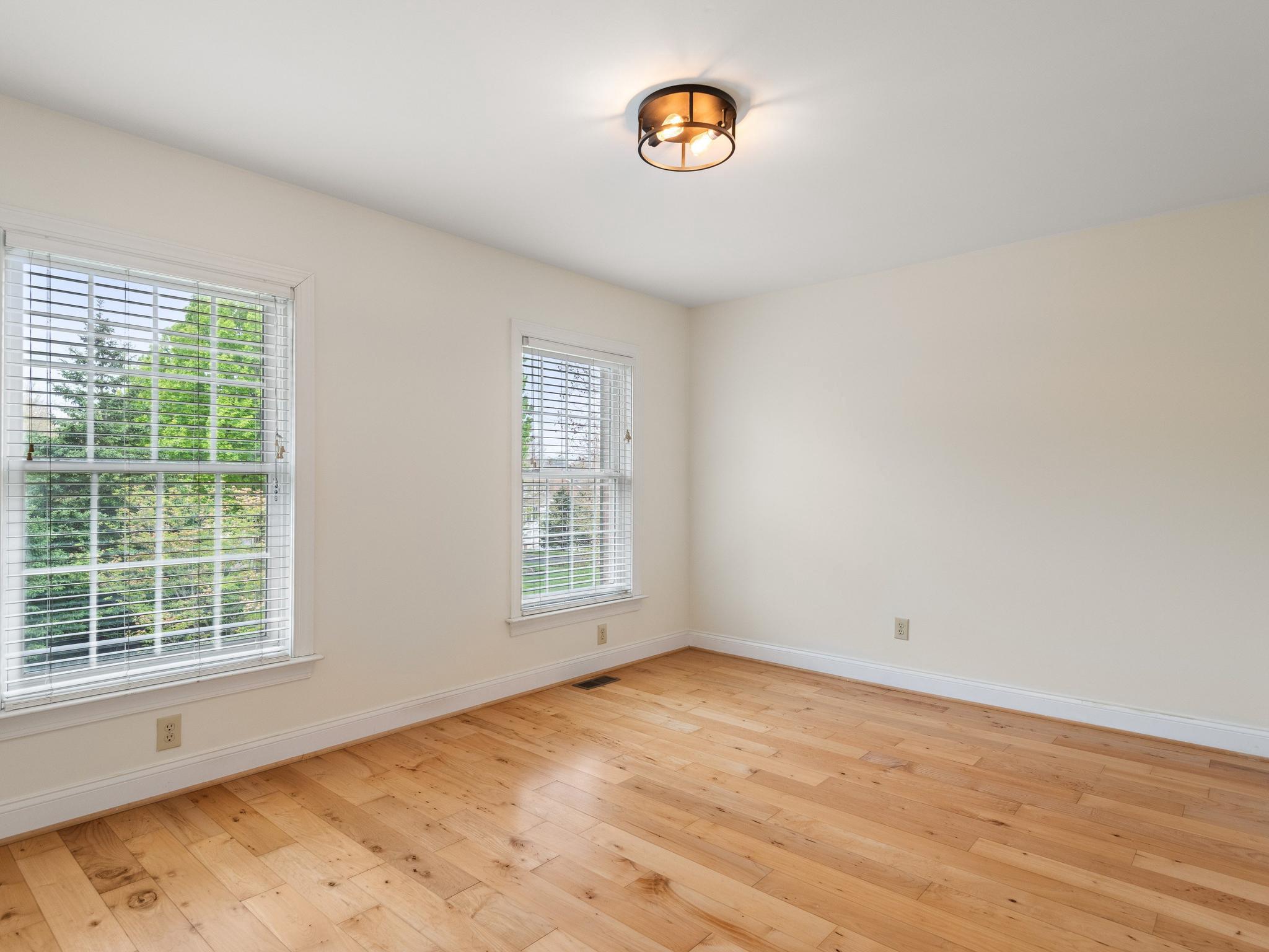 WEATHERSTONE - Residential