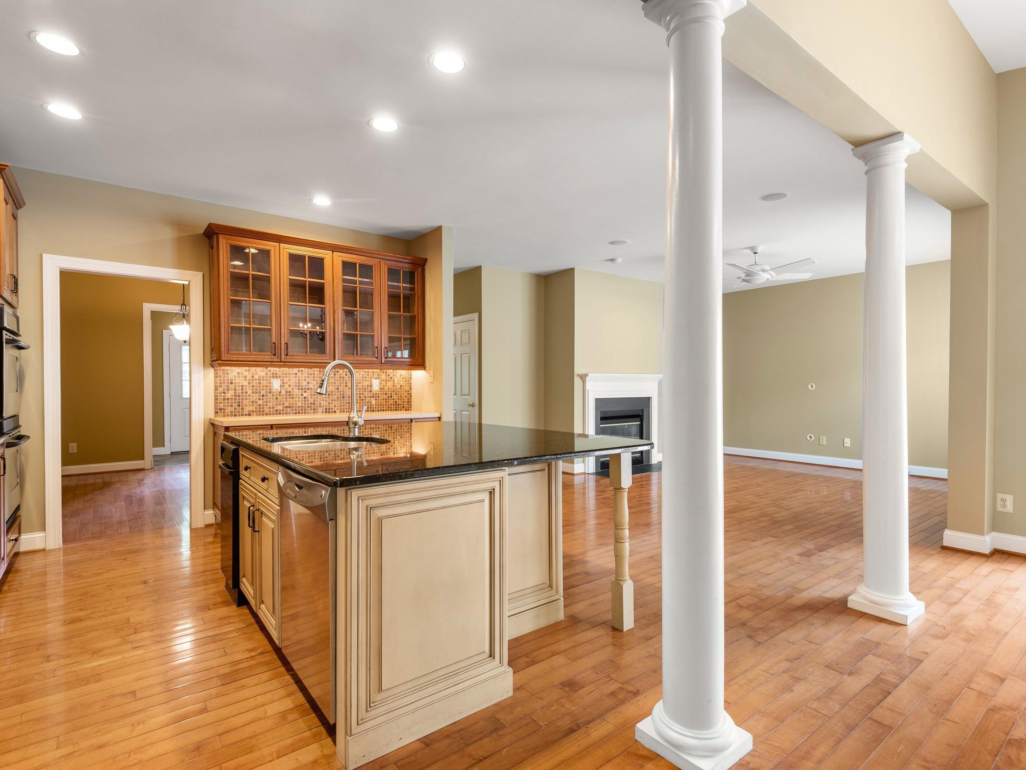 WEATHERSTONE - Residential