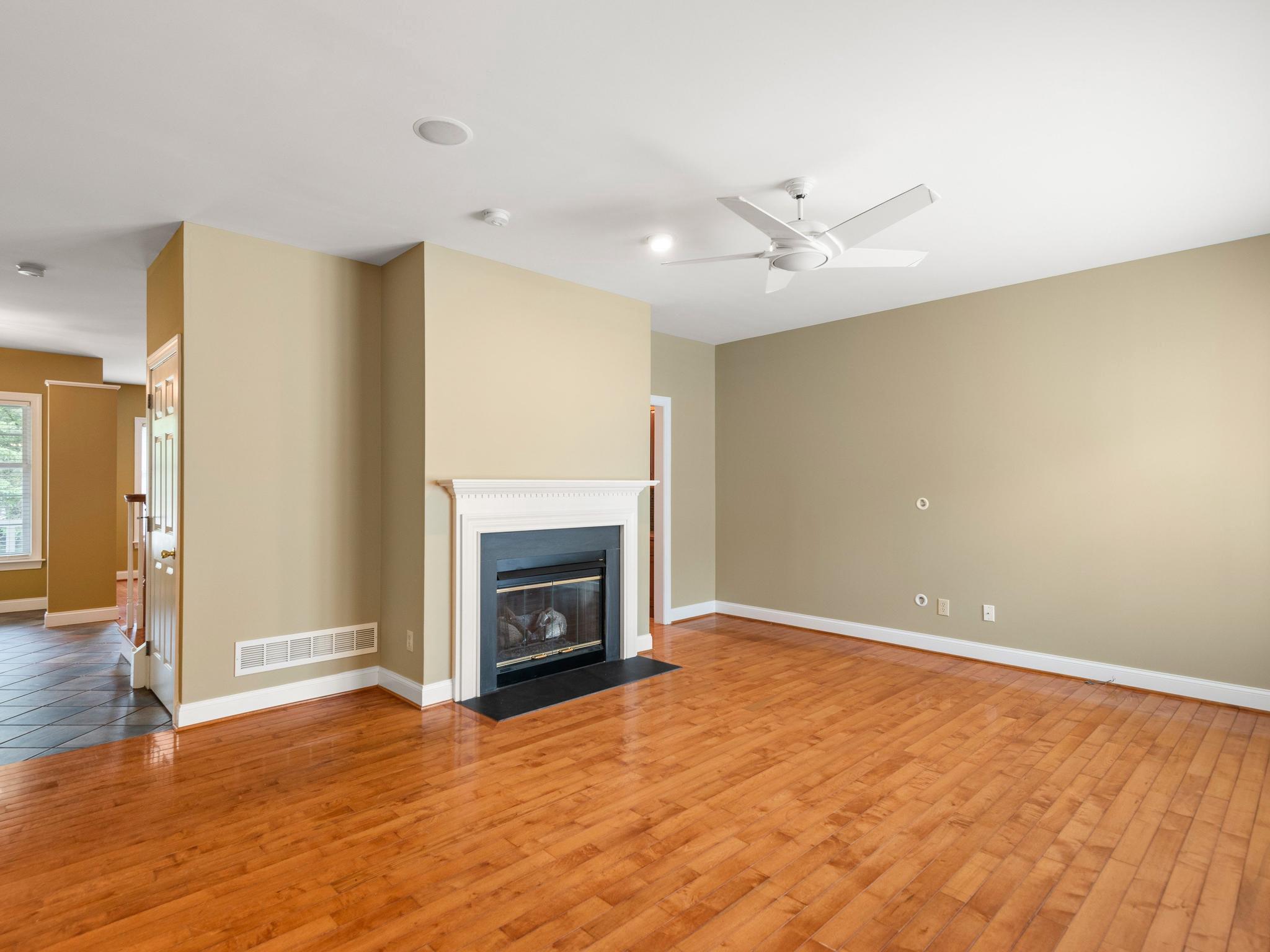 WEATHERSTONE - Residential