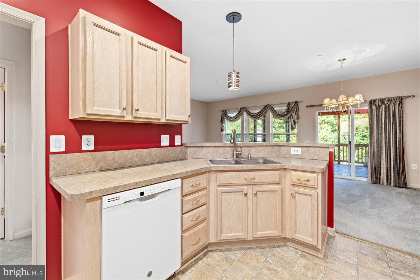 FALLS RUN - Residential