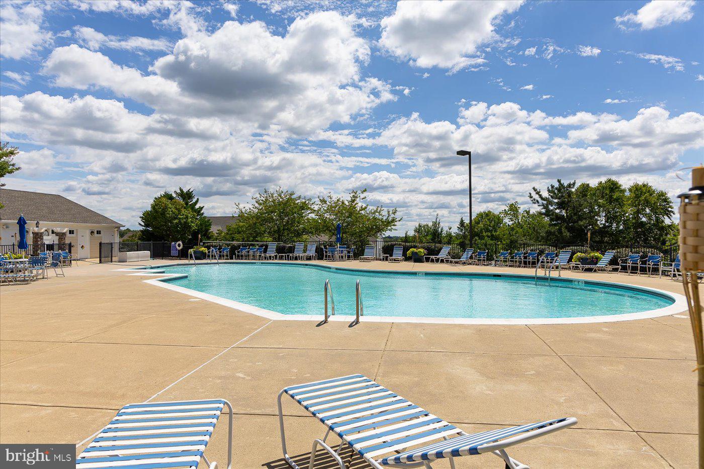 FALLS RUN - Residential