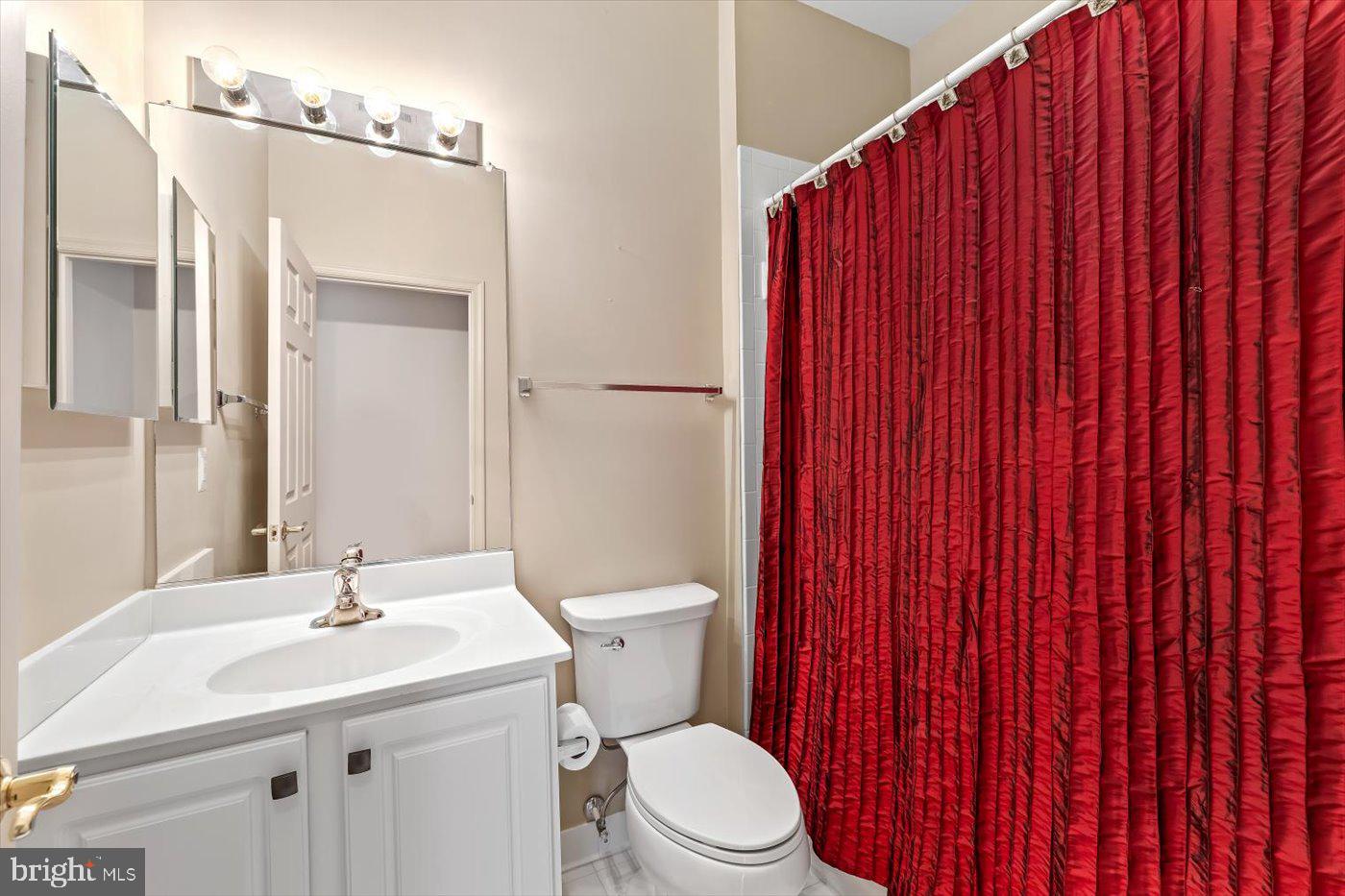 FALLS RUN - Residential