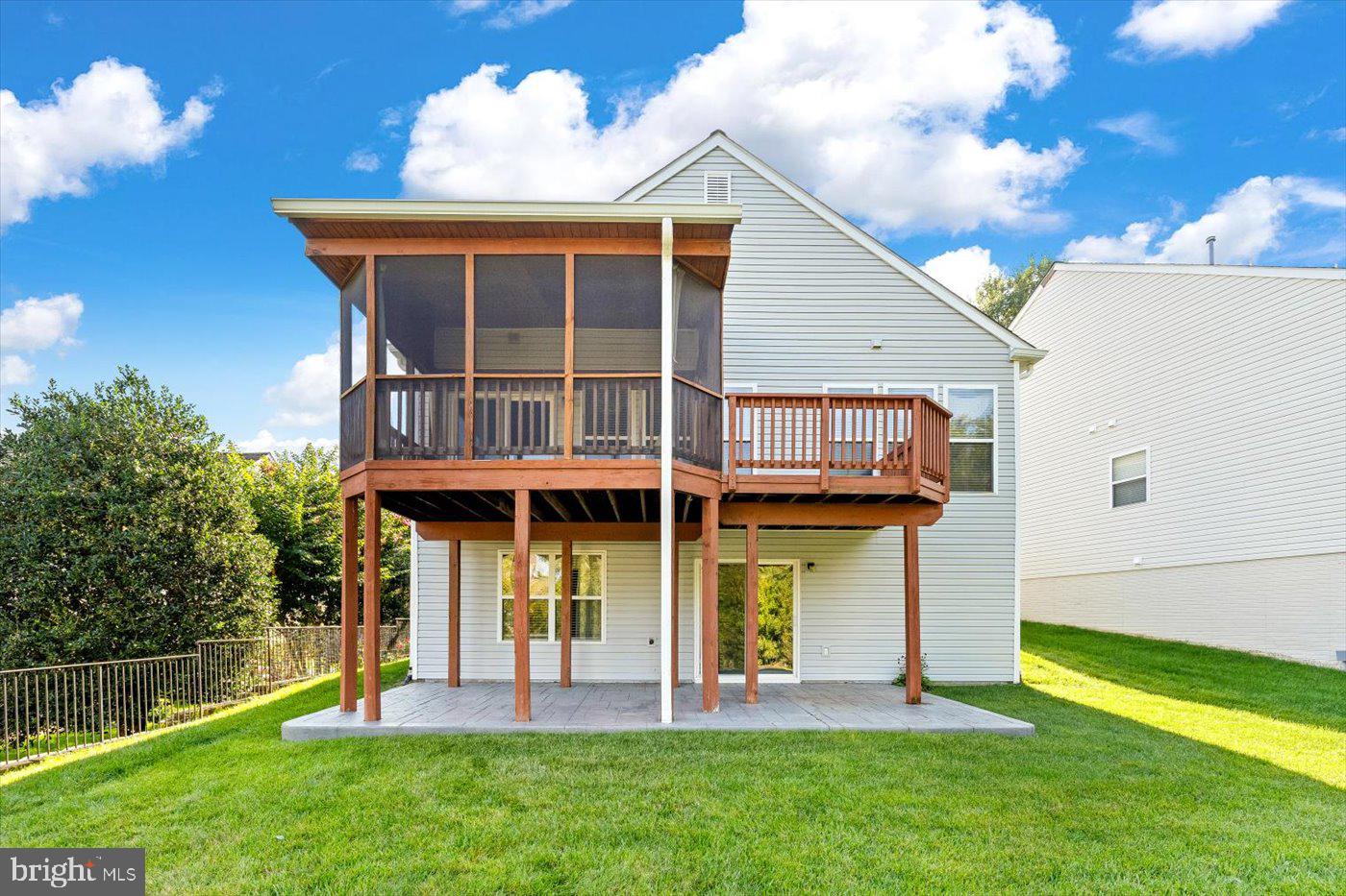 FALLS RUN - Residential