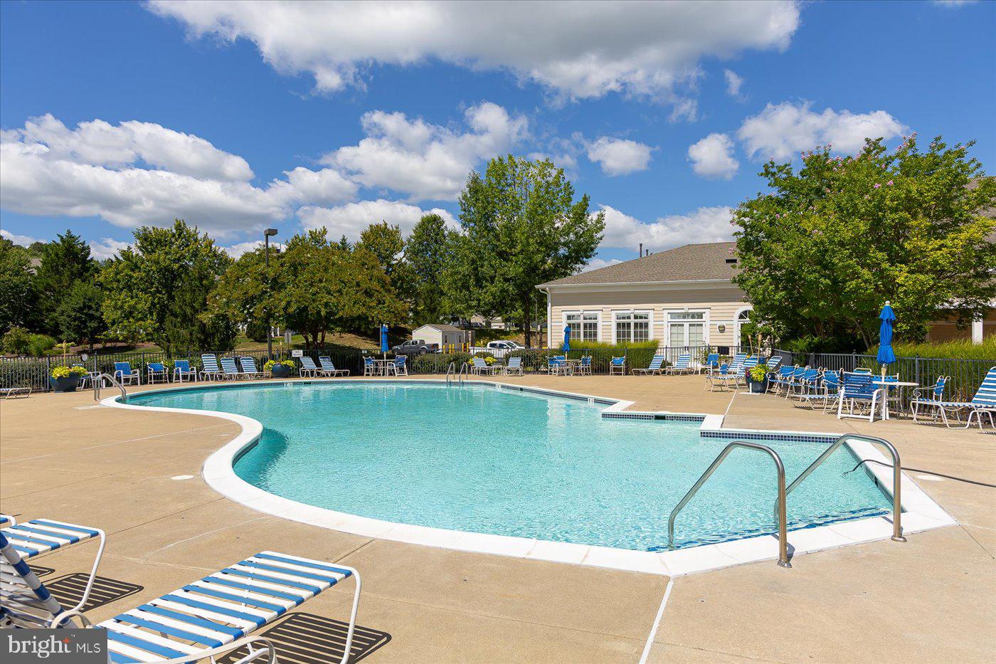 FALLS RUN - Residential