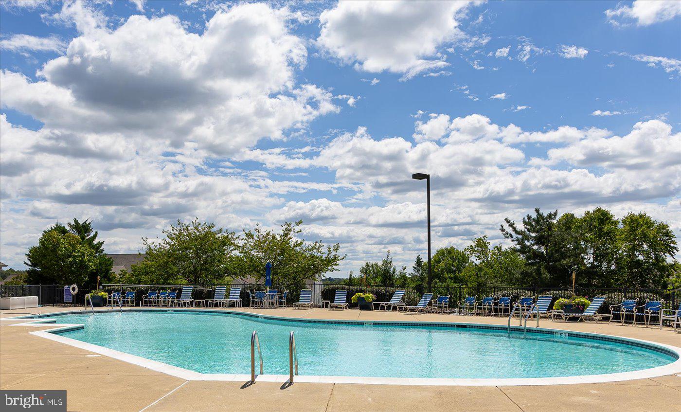 FALLS RUN - Residential