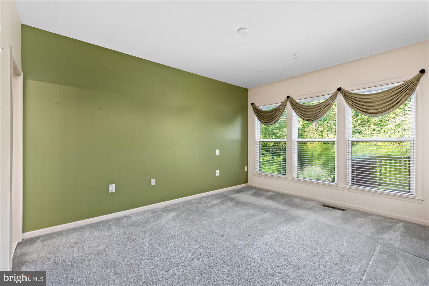 FALLS RUN - Residential