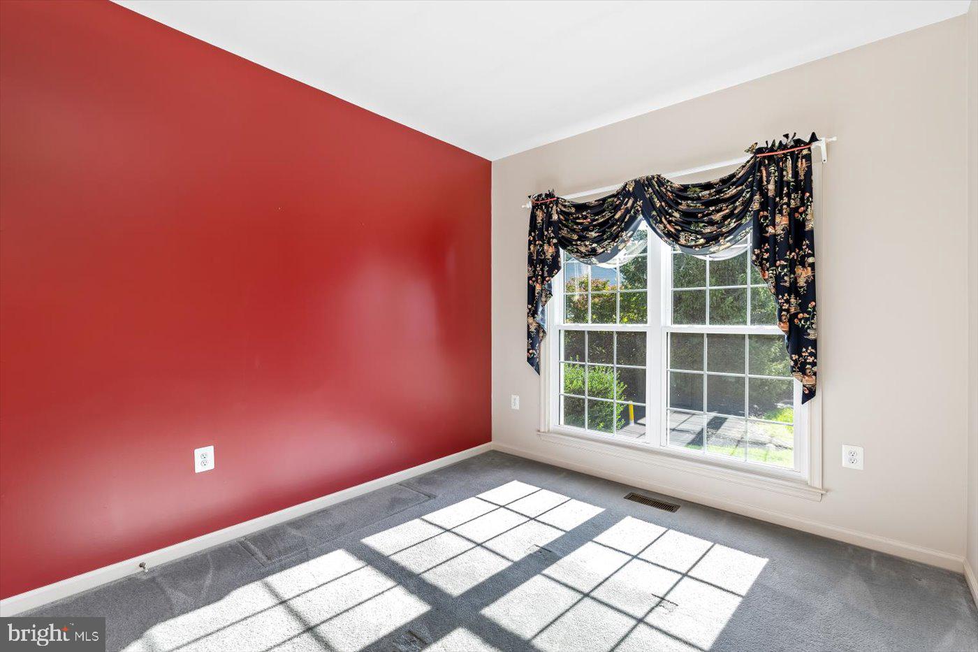 FALLS RUN - Residential