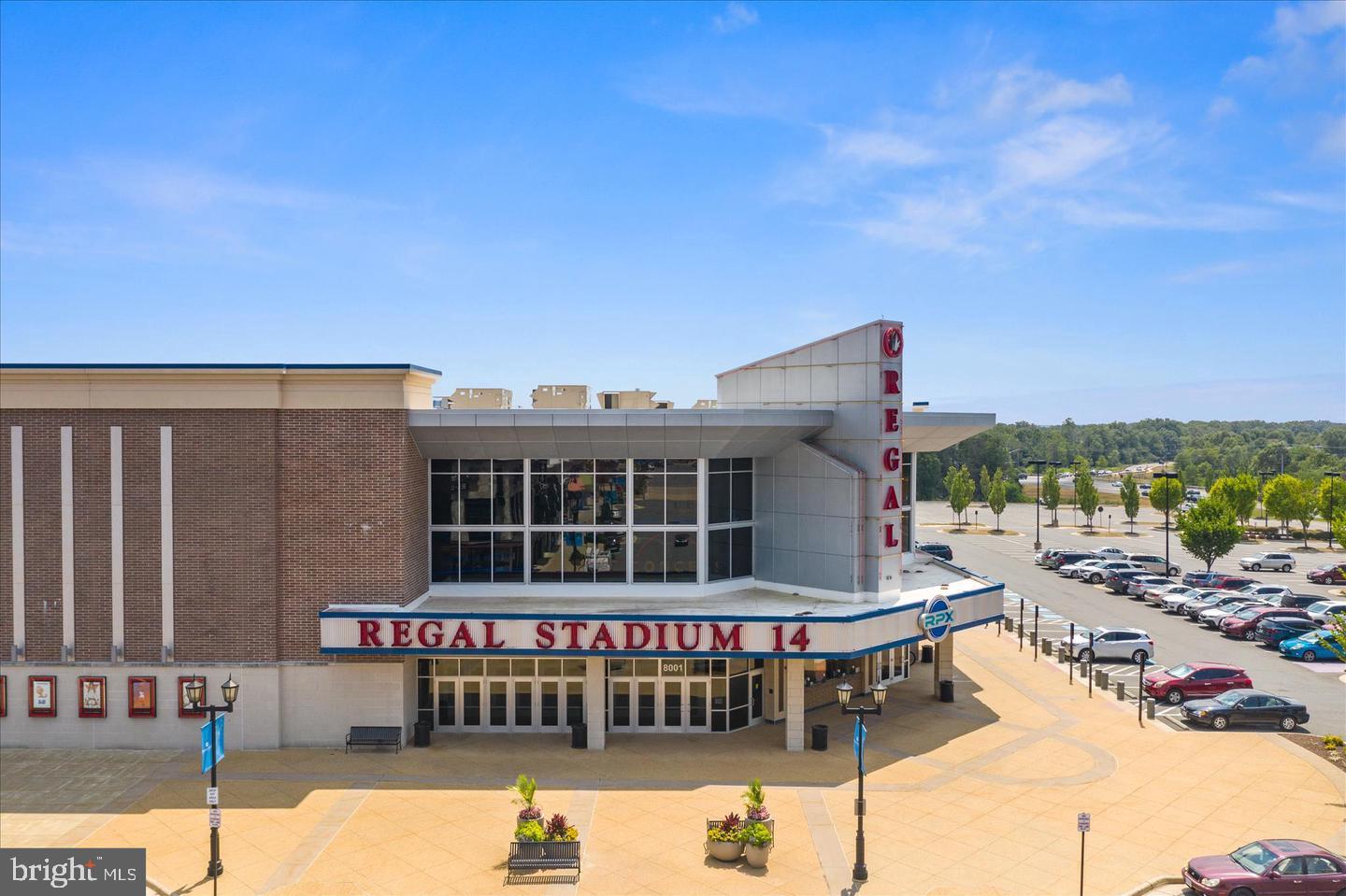 BROAD RUN OAKS - Residential