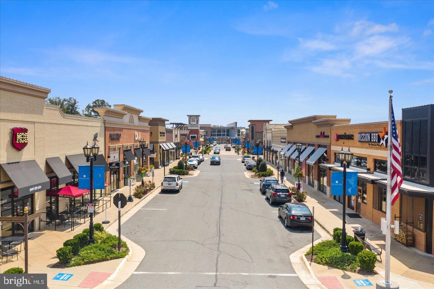 BROAD RUN OAKS - Residential