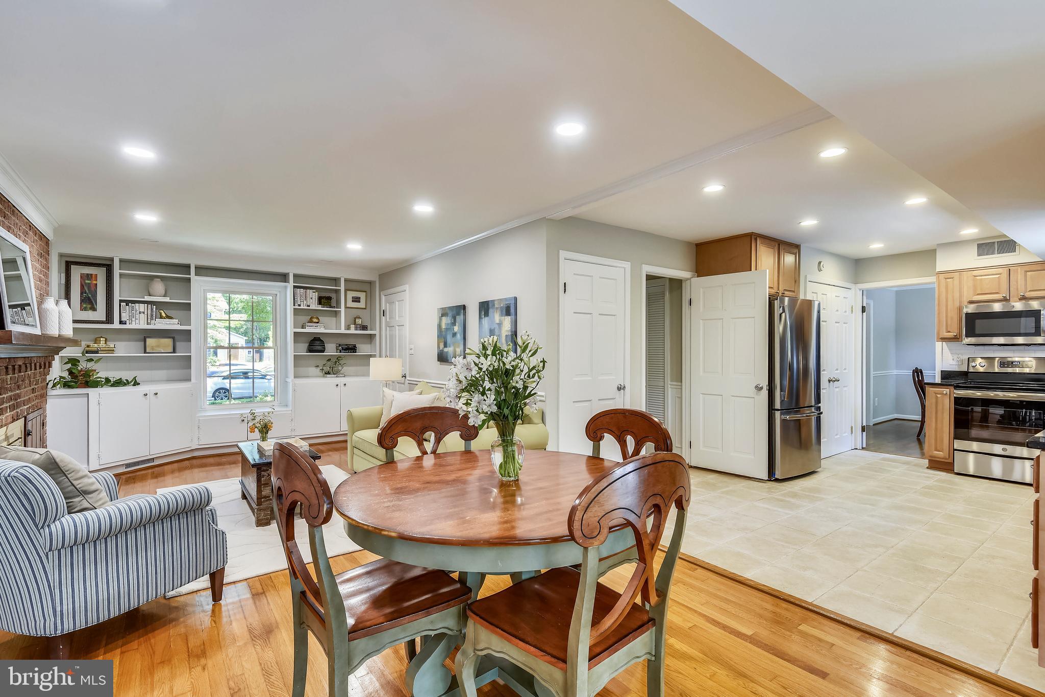 FORT HUNT MANOR - Residential