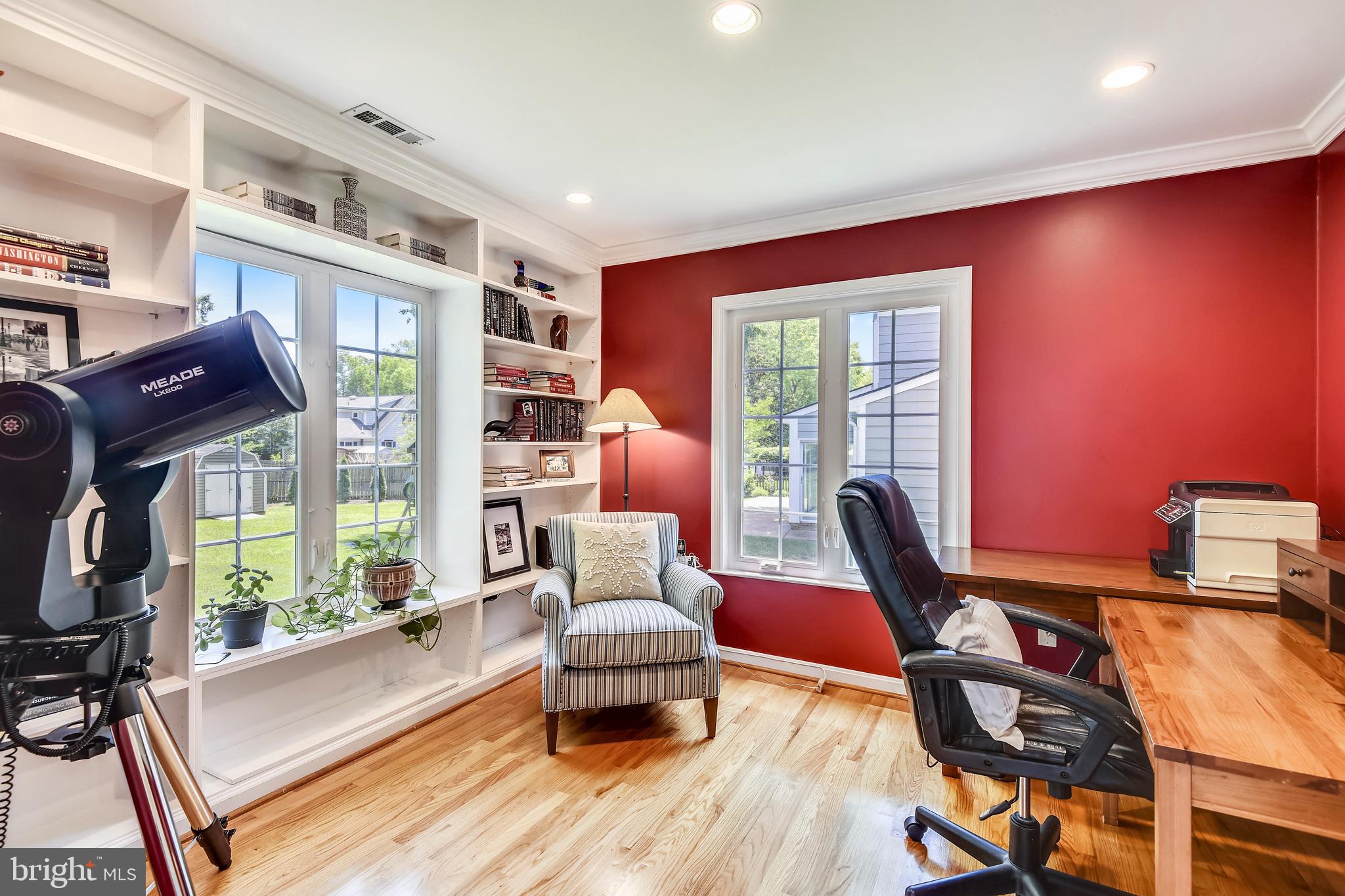 FORT HUNT MANOR - Residential