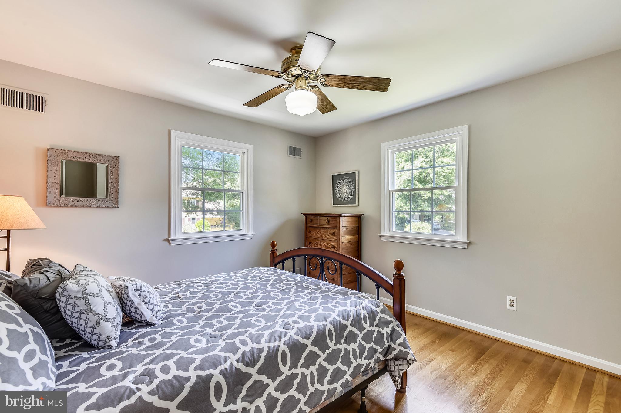 FORT HUNT MANOR - Residential