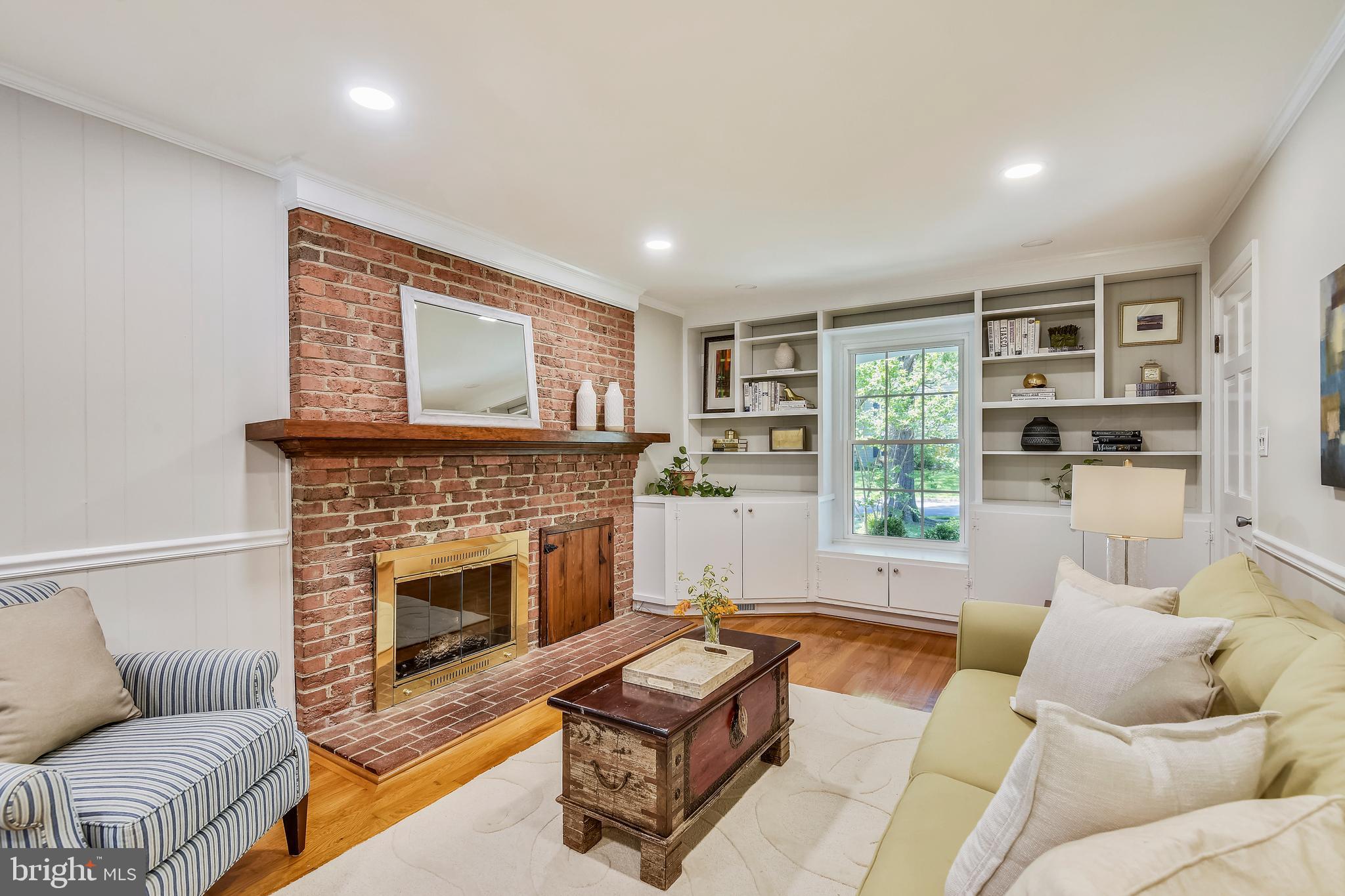 FORT HUNT MANOR - Residential