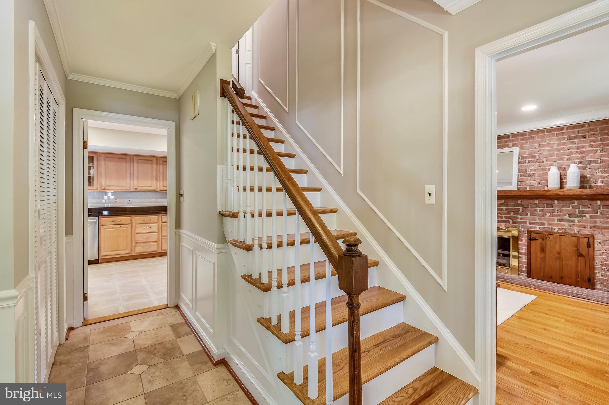 FORT HUNT MANOR - Residential