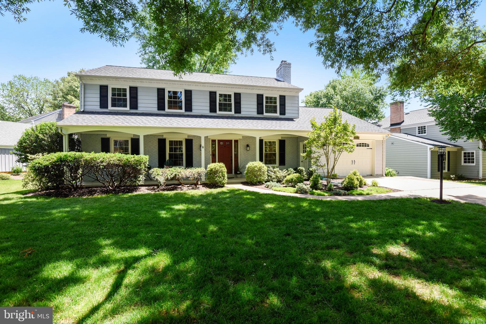 FORT HUNT MANOR - Residential