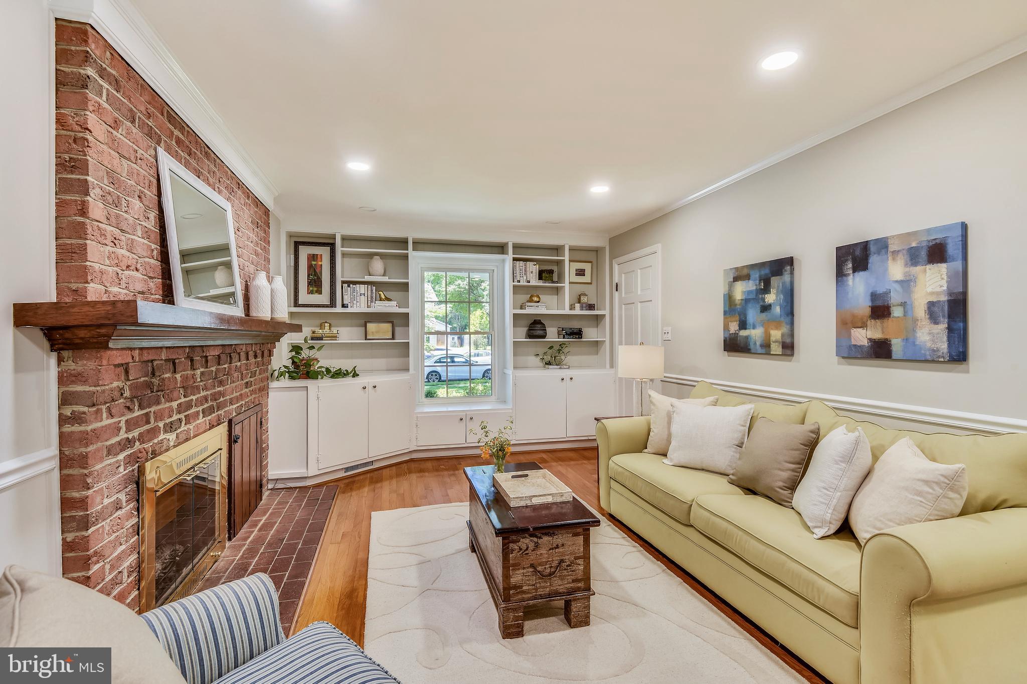 FORT HUNT MANOR - Residential