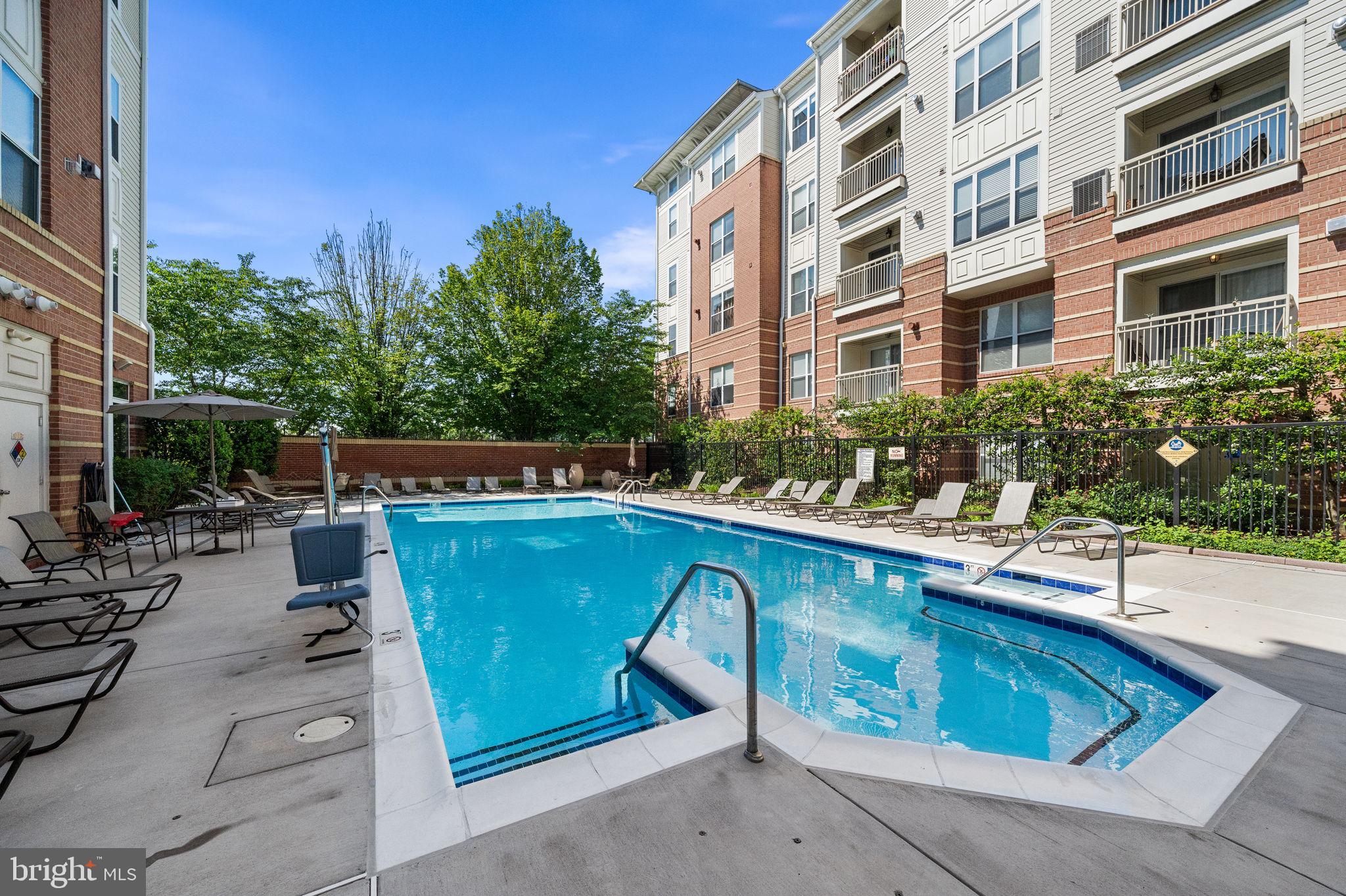 9490 VIRGINIA CENTER BOULEVARD 428