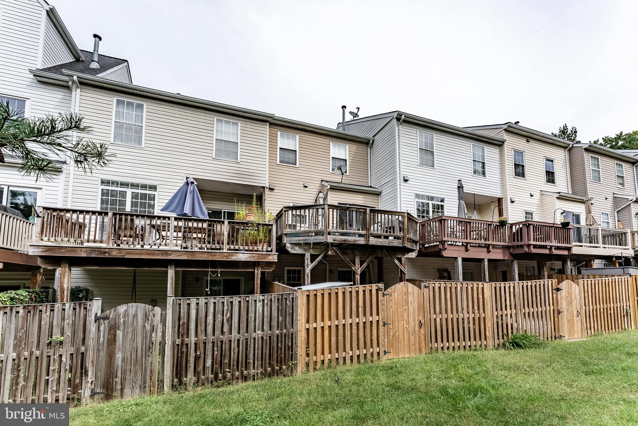 MONTCLAIR MEWS - Residential