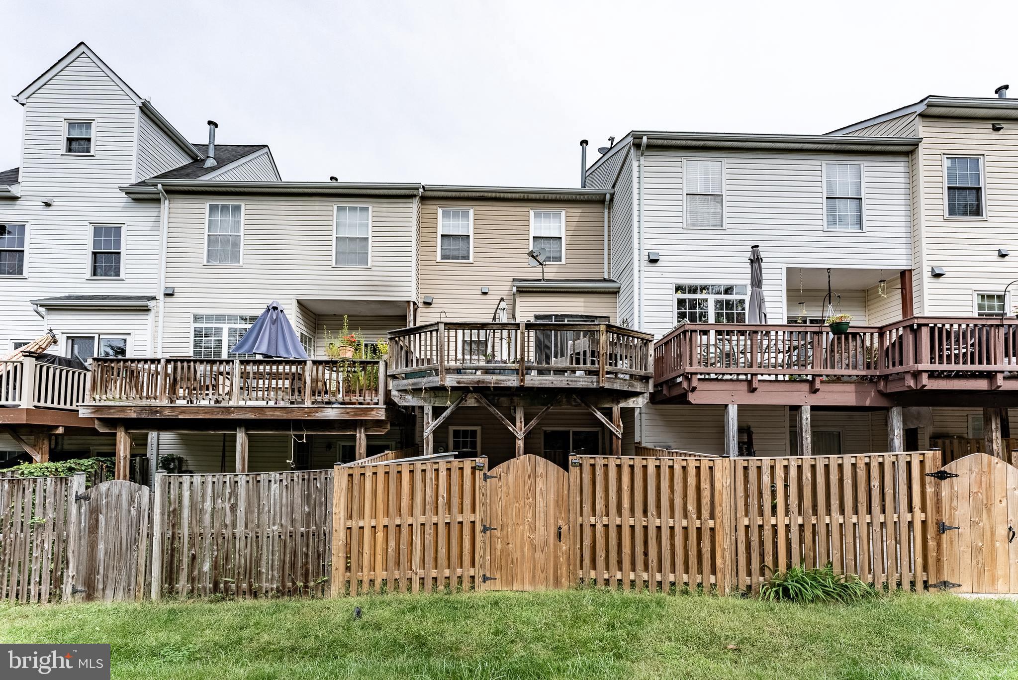 MONTCLAIR MEWS - Residential