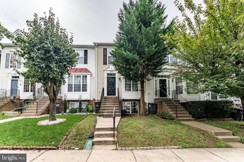 4178 ASHMERE CIRCLE DUMFRIES VA 22025