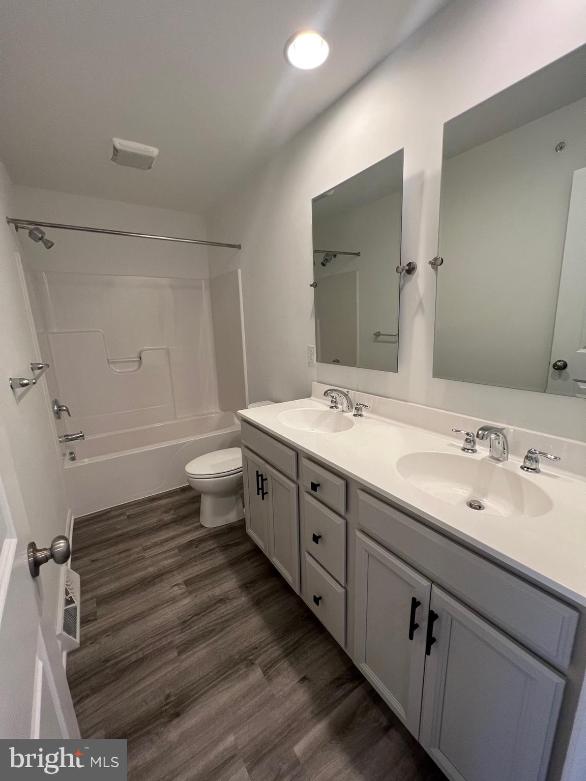 ARCONA - Residential Lease