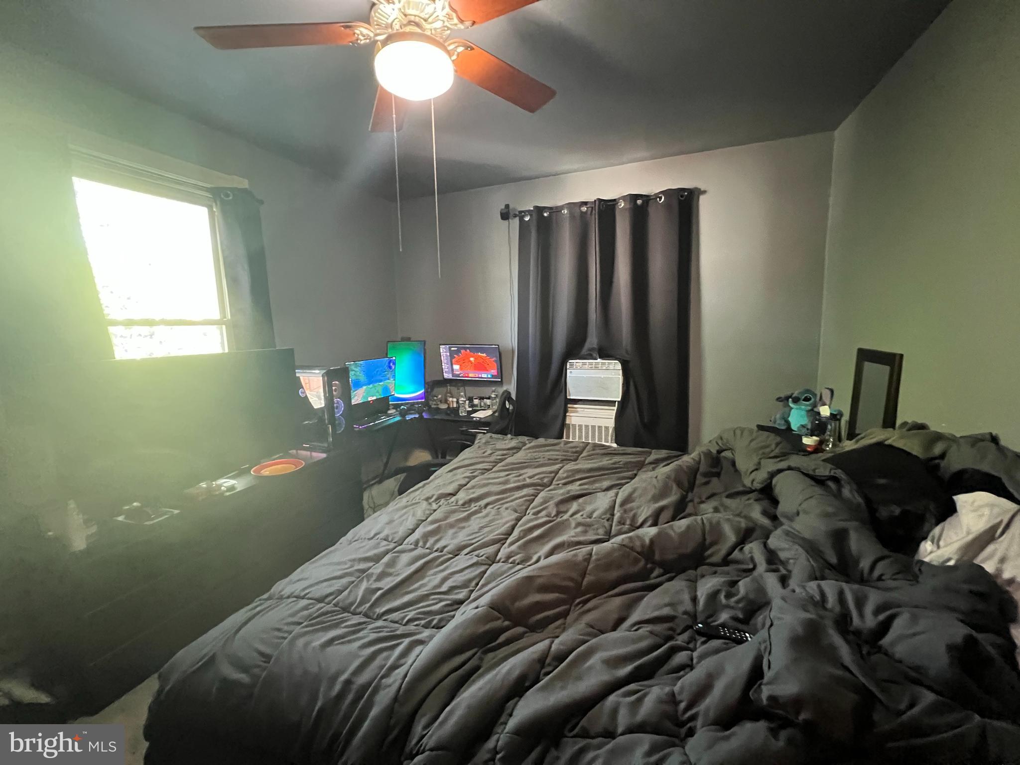 GIRARD ESTATES - Residential