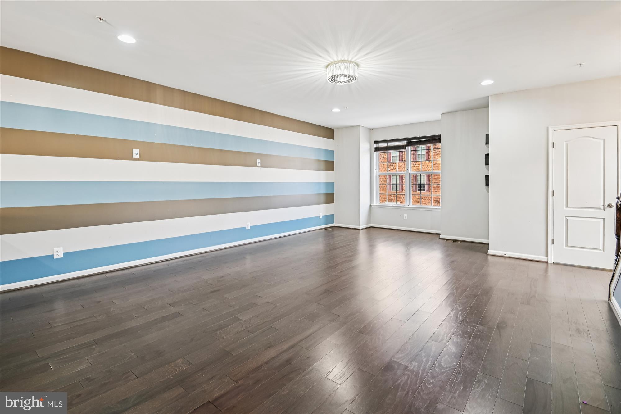 MORRIS PLACE - Residential