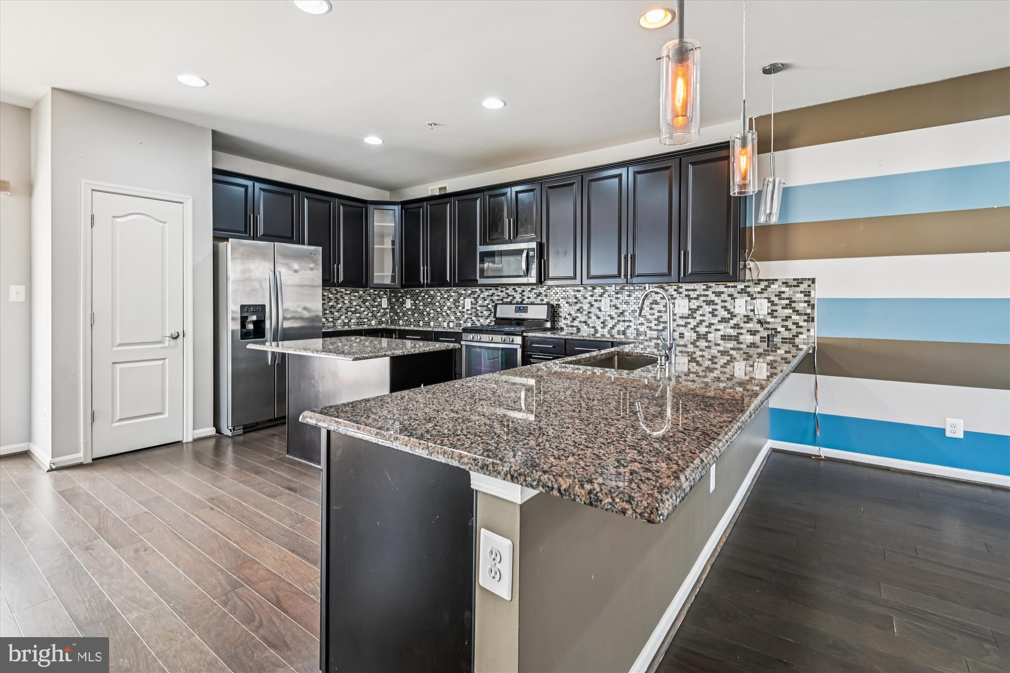 MORRIS PLACE - Residential