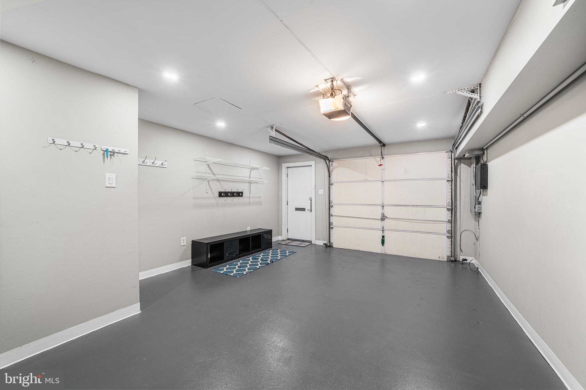 FAIRMOUNT - Residential