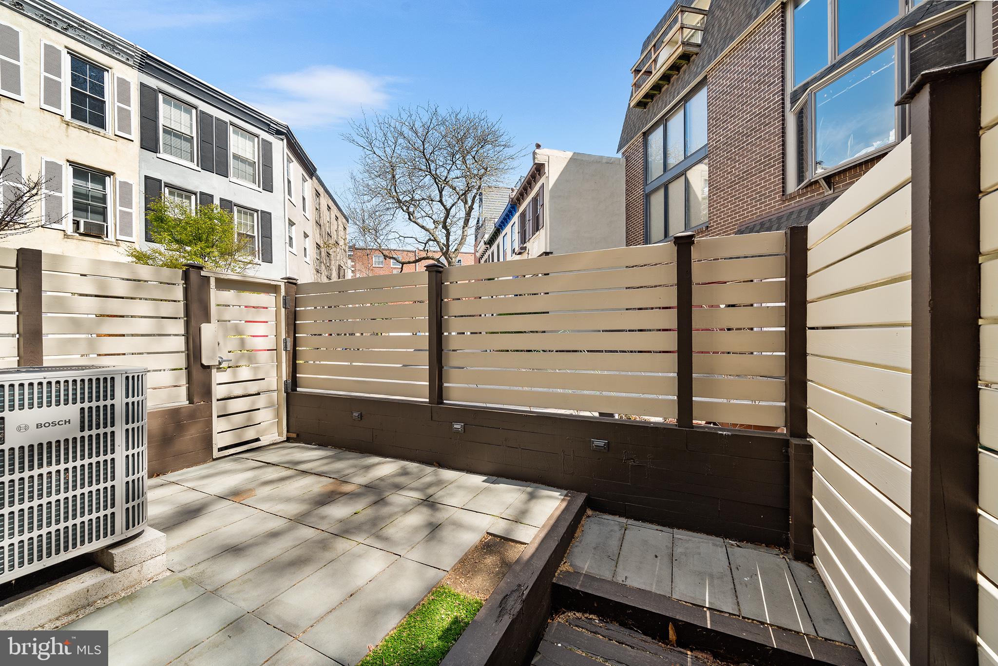 FAIRMOUNT - Residential