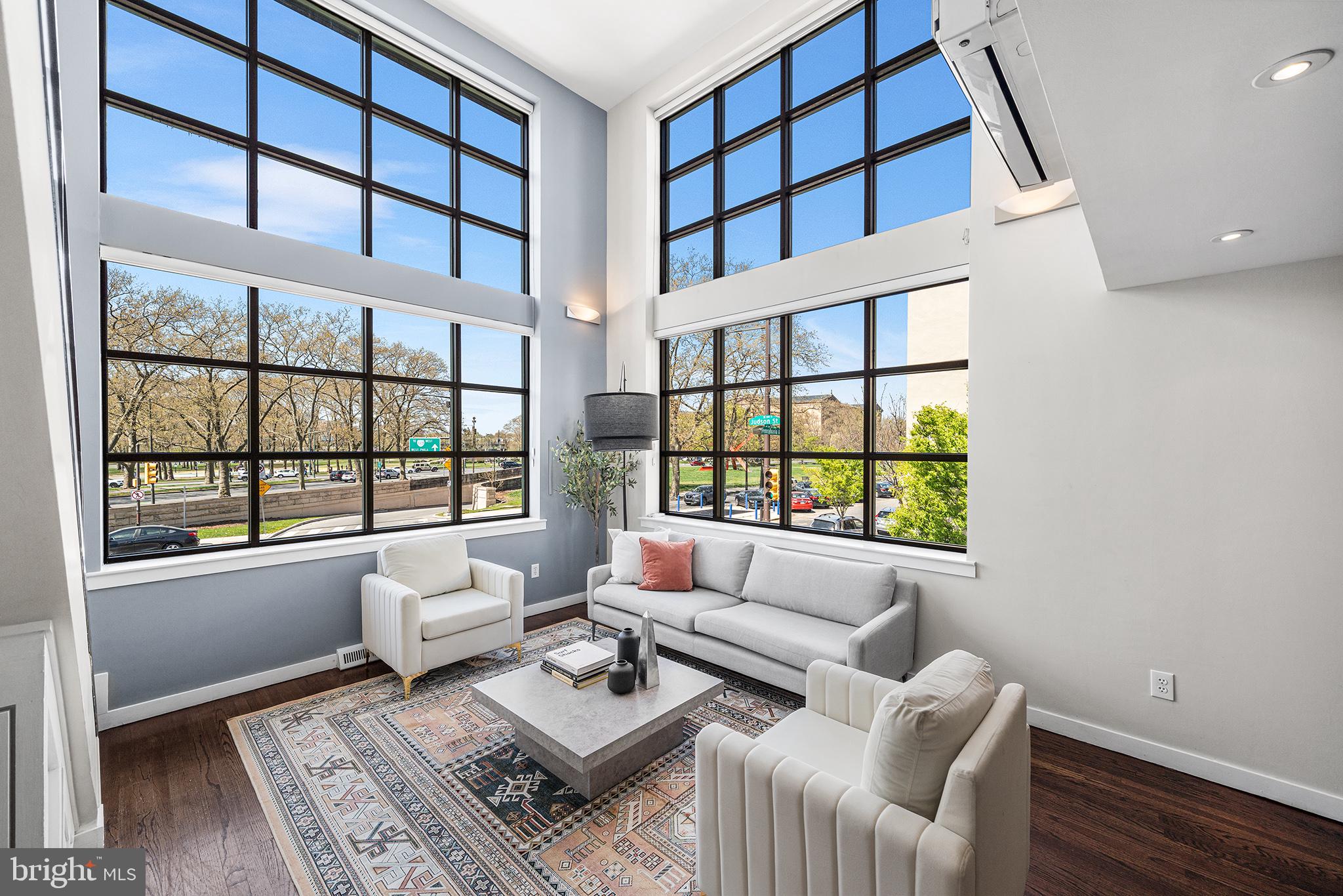 FAIRMOUNT - Residential