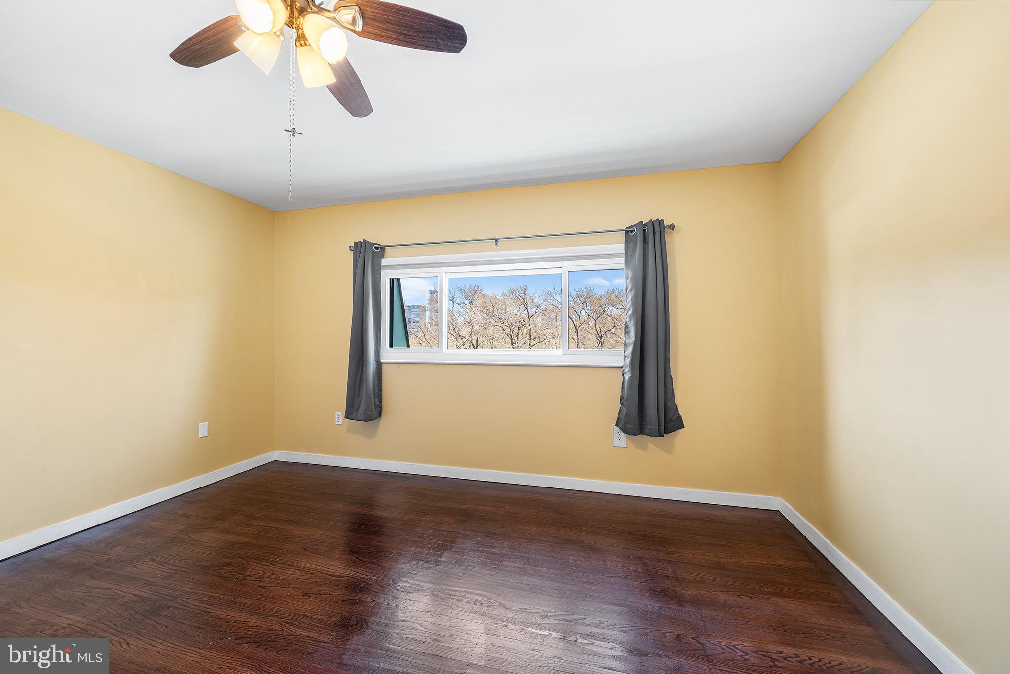 FAIRMOUNT - Residential